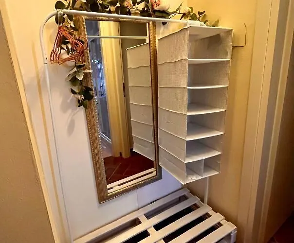 Apartment Pink Flamingo