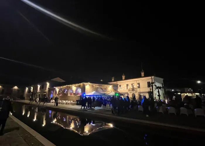 Pink Flamingo * Comacchio